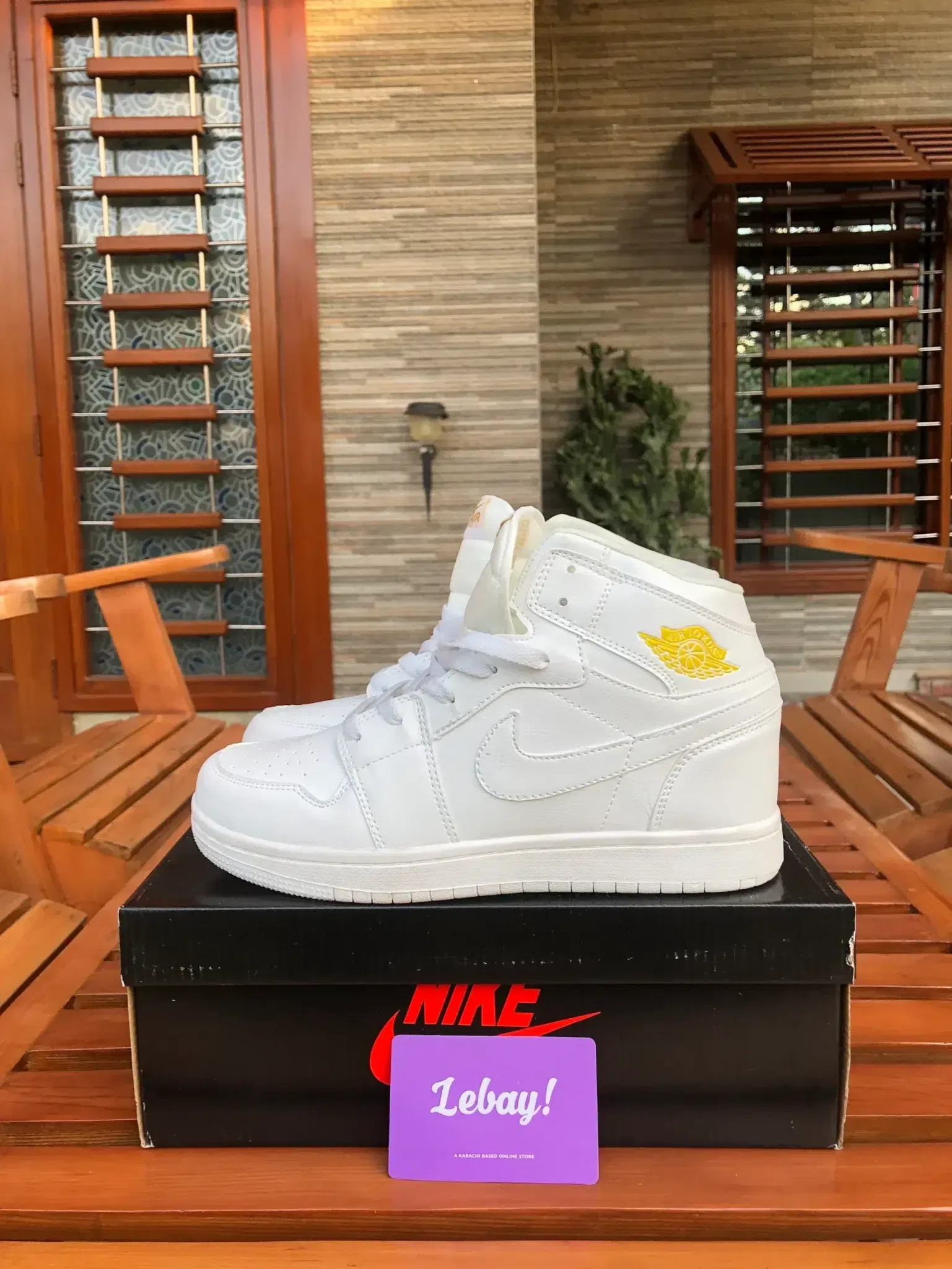 Jordan 1 high triple white best sale