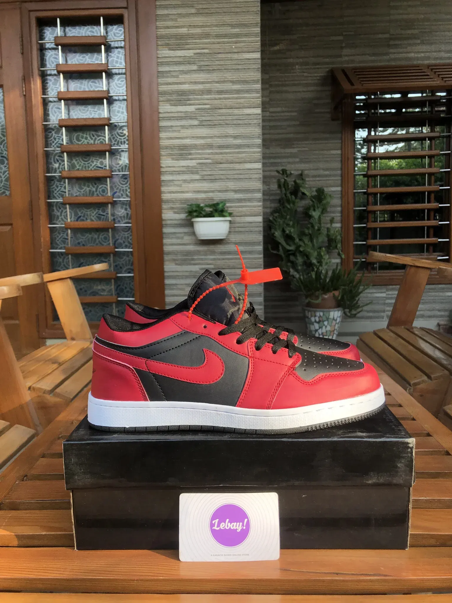 Jordan 1 banned low online